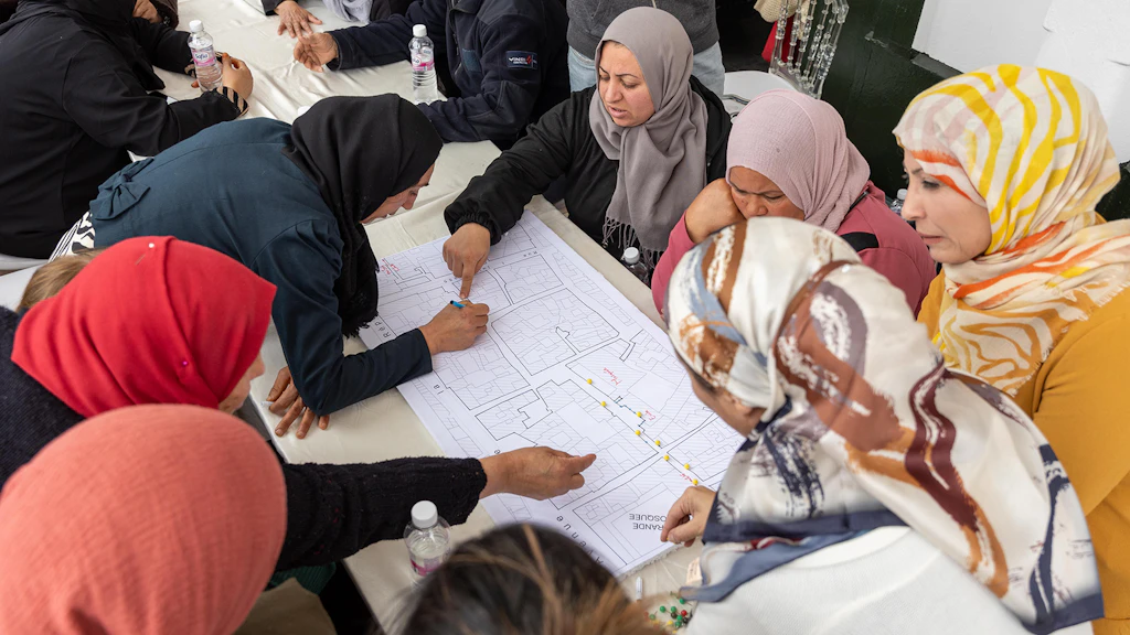 Des habitantes de Msaken réunies dans le cadre du projet Femmedina